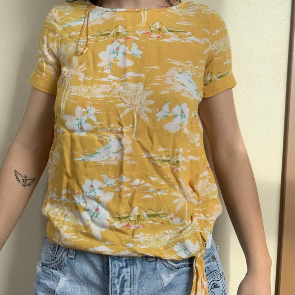 Lauren Conrad blouse